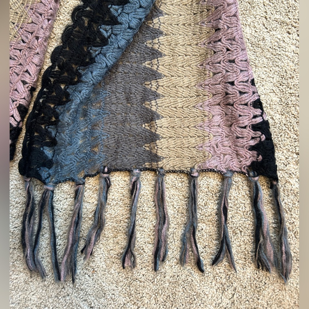 Open Knit Scarf - Picture 4 of 5